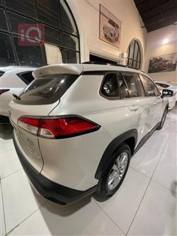 تۆیۆتا کۆرۆلا کرۆس